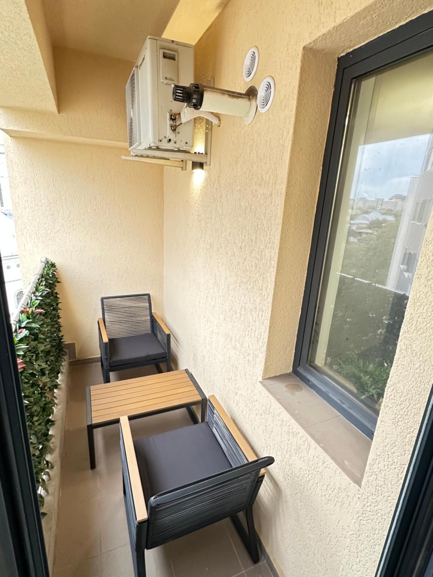 Centru Unirii Luxury Vip Palmier Apartament 2 Camere Cu Terasa Exterioara Amenajata ! Parcare Subterana Privata Climatizata Si Supravegheata Video Dar Doar Cu Rezervare In Limita Locurilor Disponibile !Proprietate In Regim Hoteliep - Nu Are Bucatarie بوخارست المظهر الخارجي الصورة